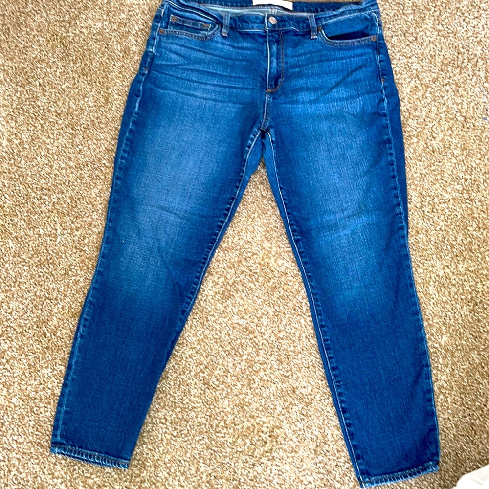 Gap true skinny ankle jeans 31R
